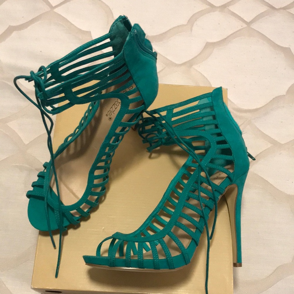 Sexy Strap Tie Heel. Perfect for looking good having summer time fun.